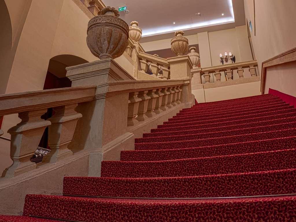 Mercure Szekesfehervar Magyar Kiraly 외부 사진