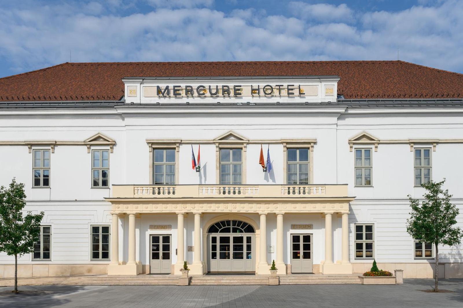 Mercure Szekesfehervar Magyar Kiraly 외부 사진