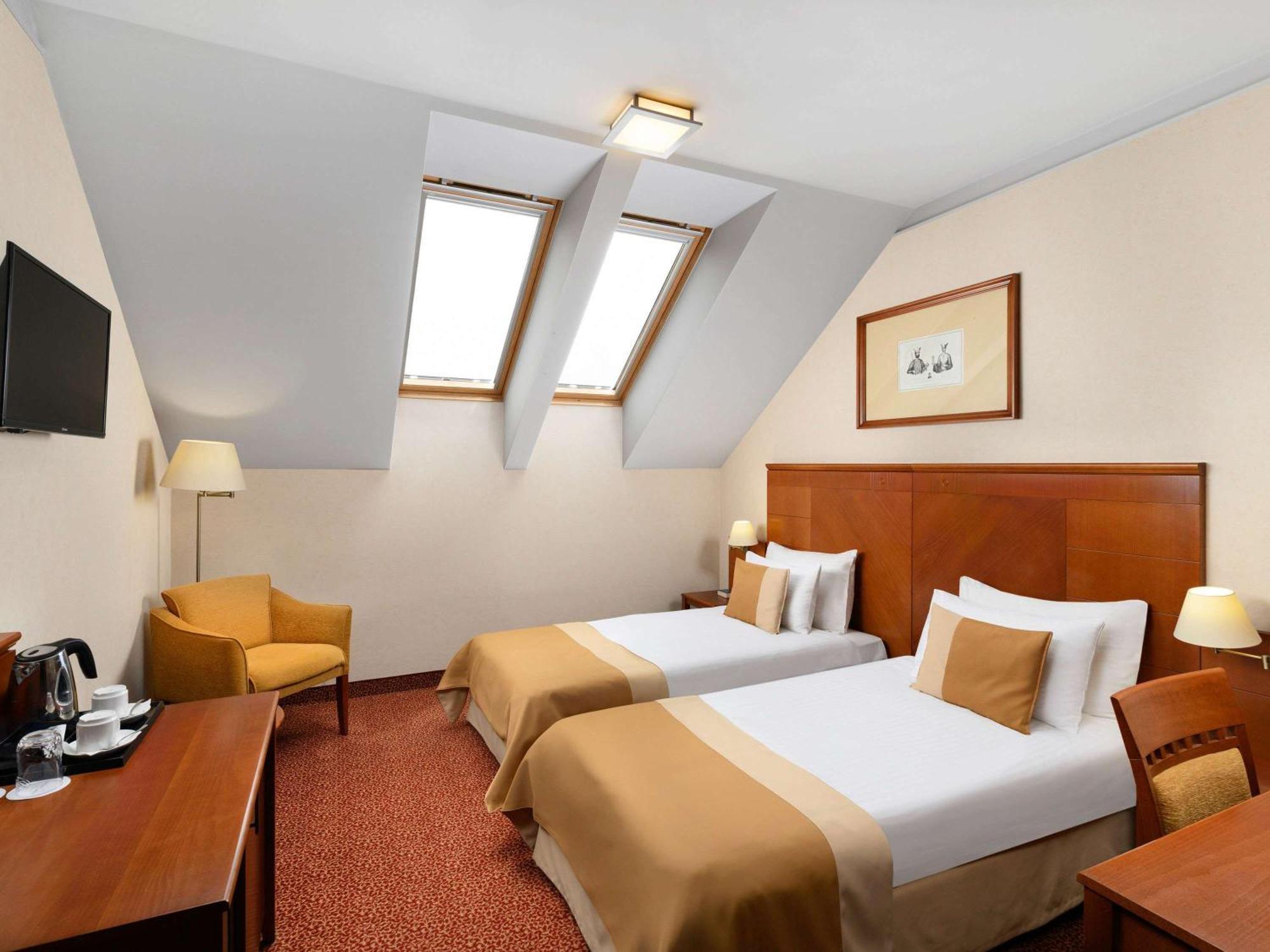 Mercure Szekesfehervar Magyar Kiraly 외부 사진