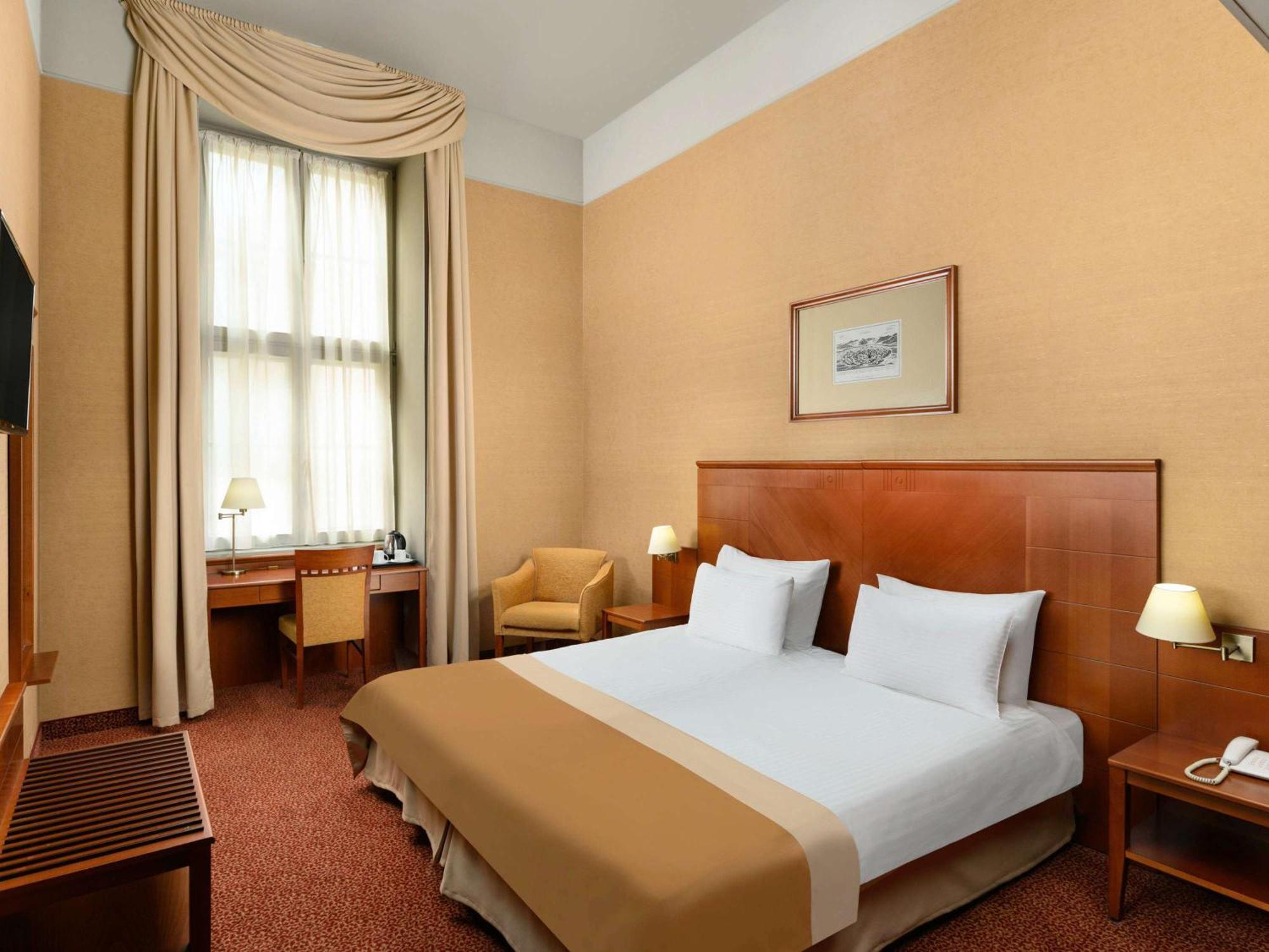 Mercure Szekesfehervar Magyar Kiraly 외부 사진